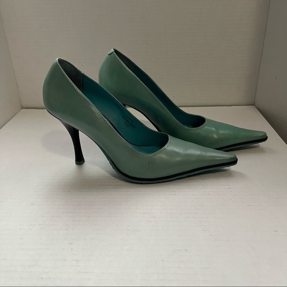 TWO LIPS TEAL GREEN PUMPS - Picture 5 of 11